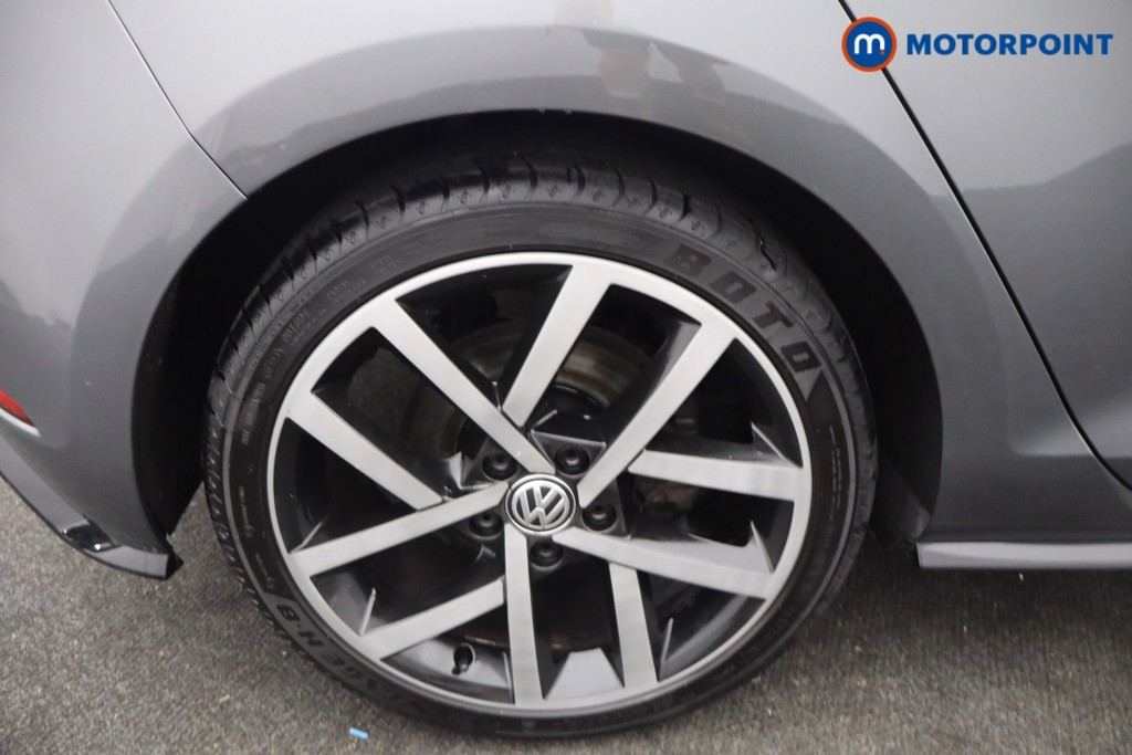 Volkswagen Golf R-Line Manual Petrol Hatchback - Stock Number (1670323) - 15th supplementary image