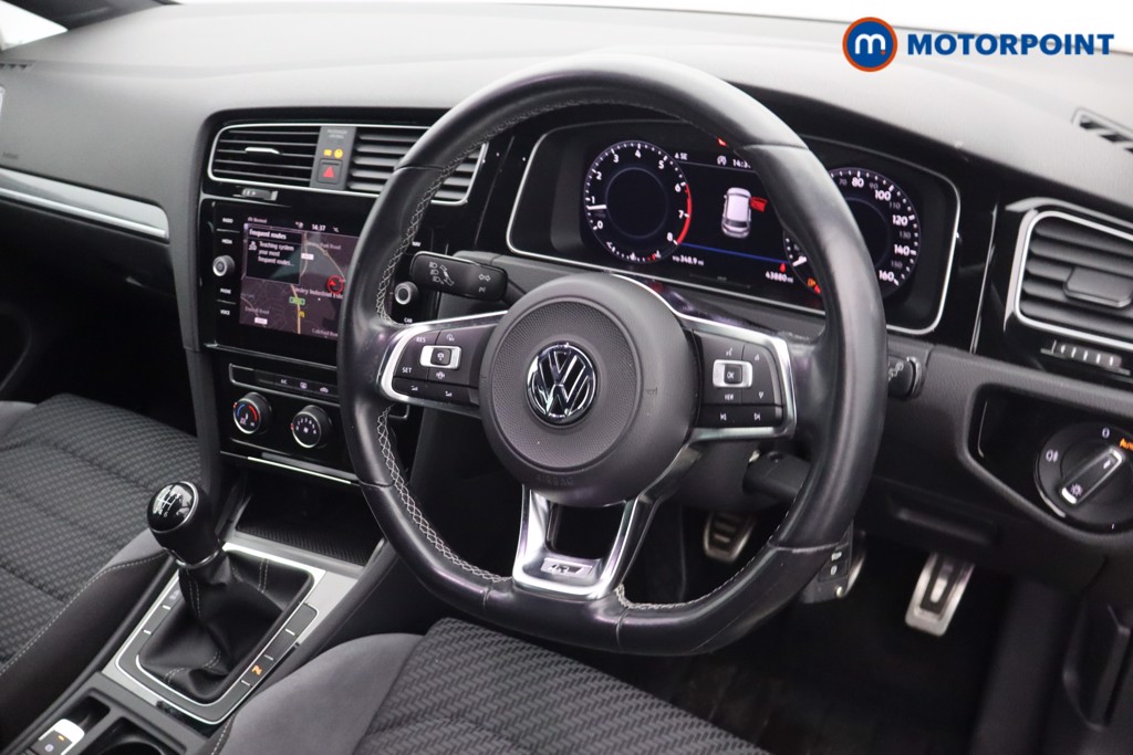 Volkswagen Golf R-Line Manual Petrol Hatchback - Stock Number (1670323) - 1st supplementary image
