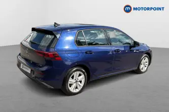 Volkswagen Golf Life Automatic Petrol Hatchback - Stock Number (1670501) - Passenger side rear corner