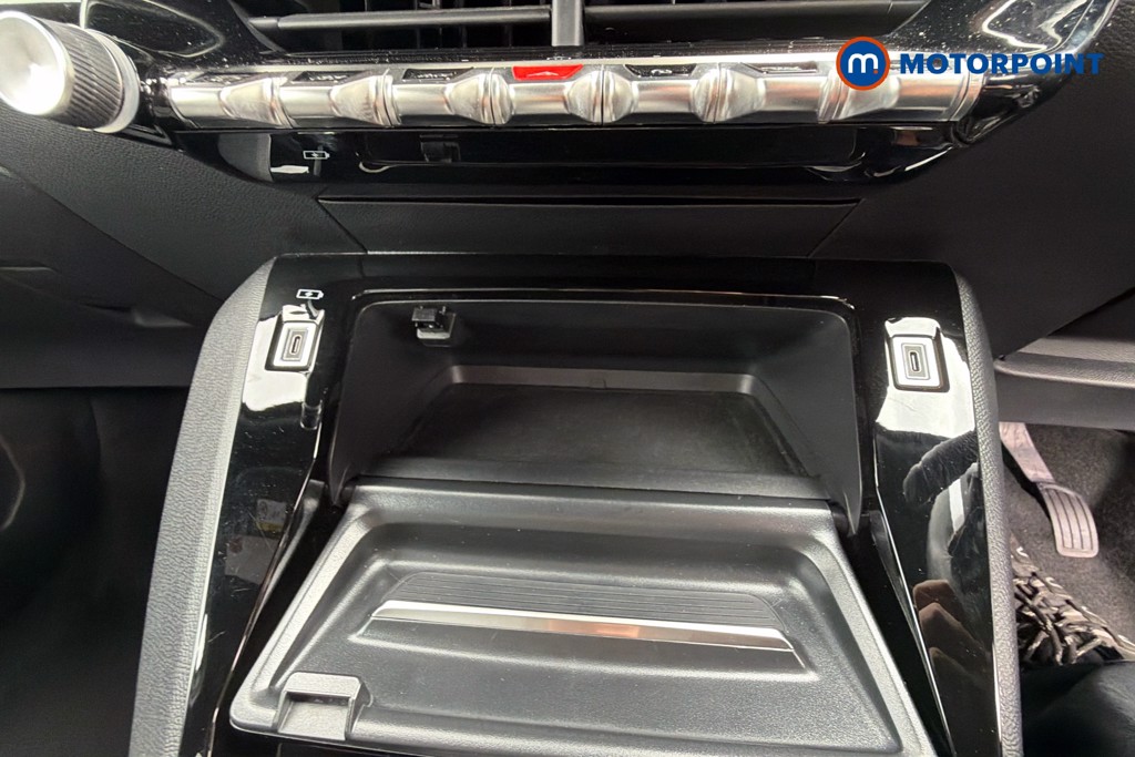 Peugeot 2008 Allure Automatic Petrol SUV - Stock Number (1670652) - 21st supplementary image