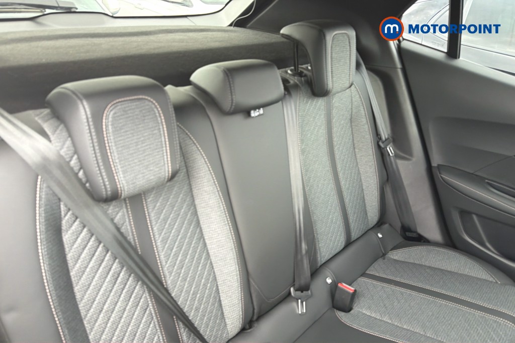 Peugeot 2008 Allure Automatic Petrol SUV - Stock Number (1670652) - 34th supplementary image