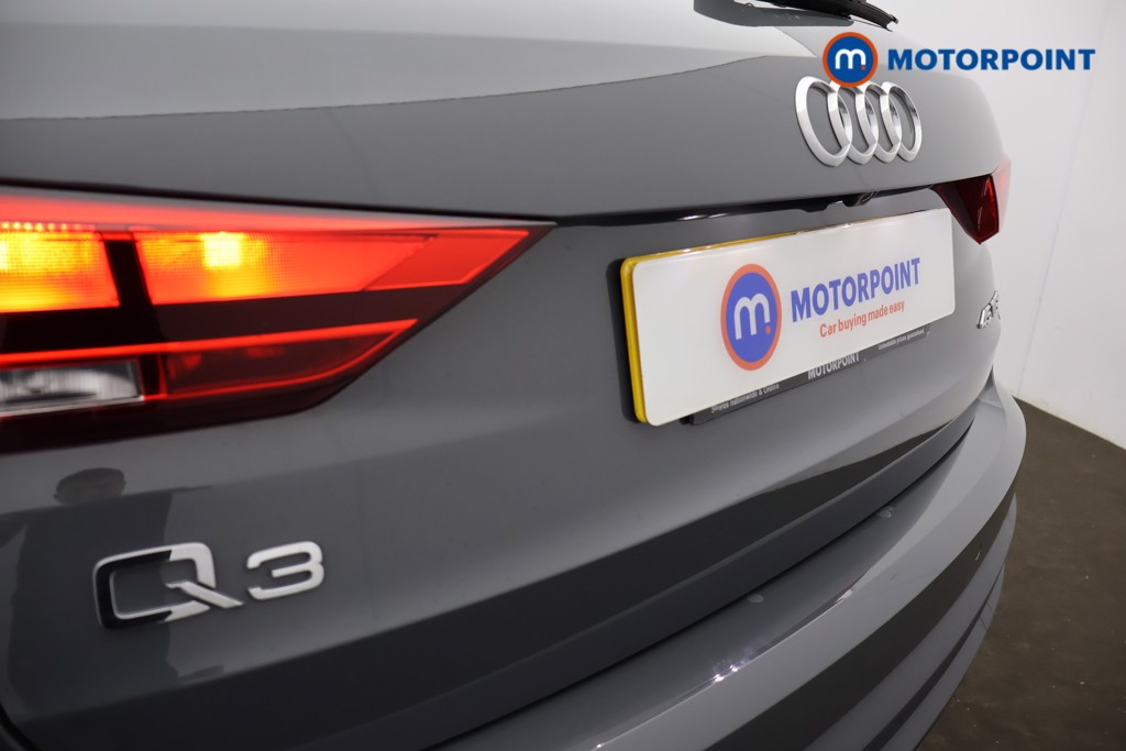 Audi Q3 Technik Automatic Petrol Plug-In Hybrid SUV - Stock Number (1670705) - 30th supplementary image