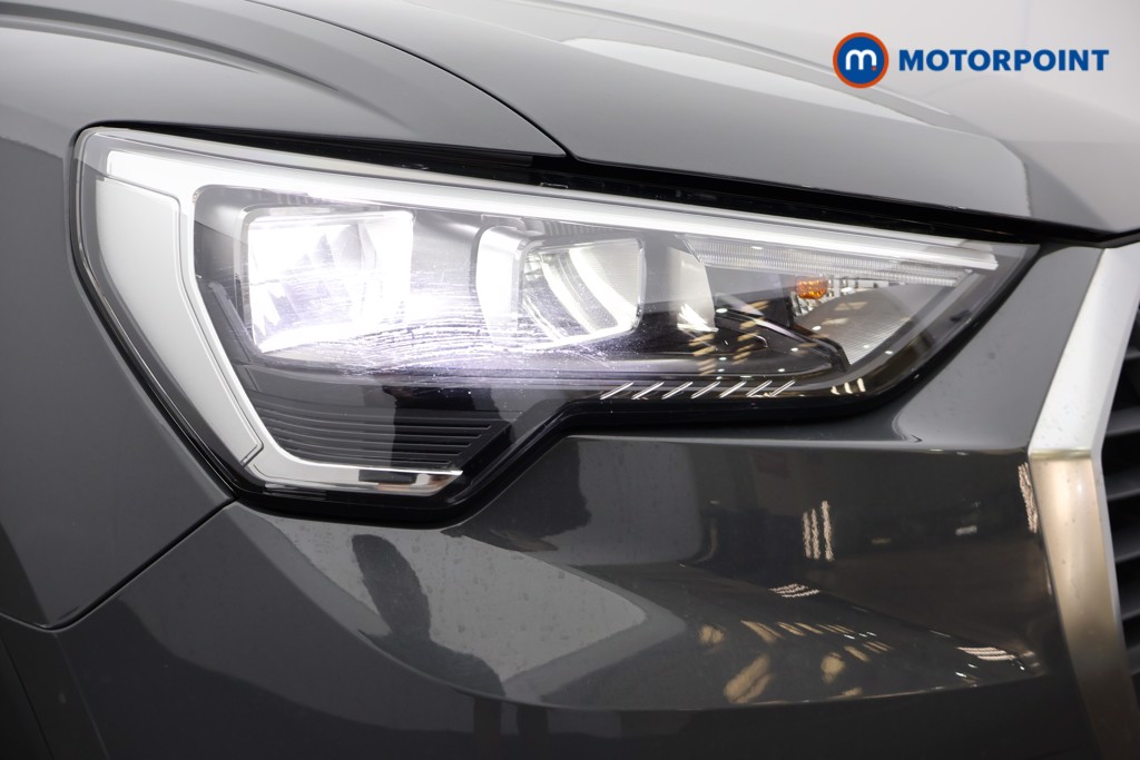 Audi Q3 Technik Automatic Petrol Plug-In Hybrid SUV - Stock Number (1670705) - 39th supplementary image