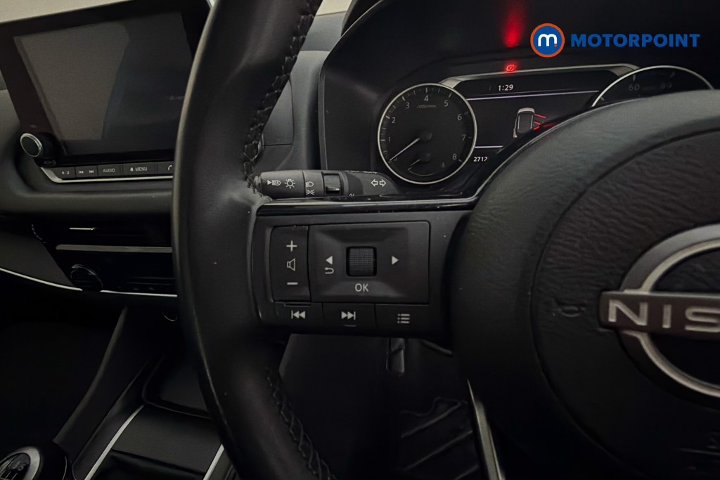 Nissan Qashqai Acenta Premium Manual Petrol SUV - Stock Number (1670801) - 3rd supplementary image