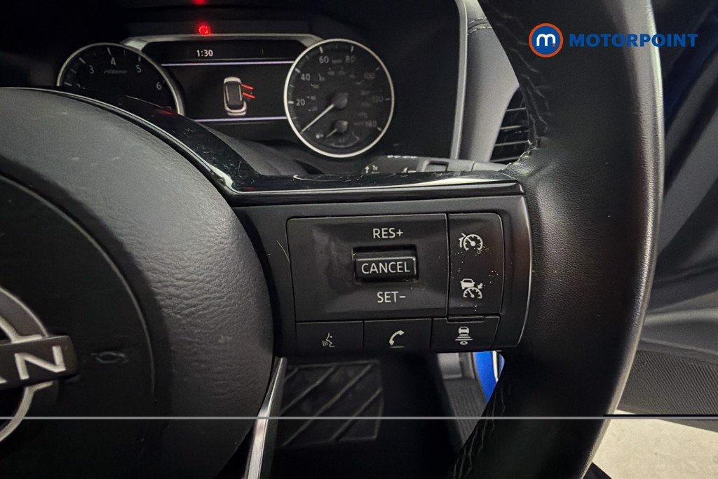 Nissan Qashqai Acenta Premium Manual Petrol SUV - Stock Number (1670801) - 4th supplementary image