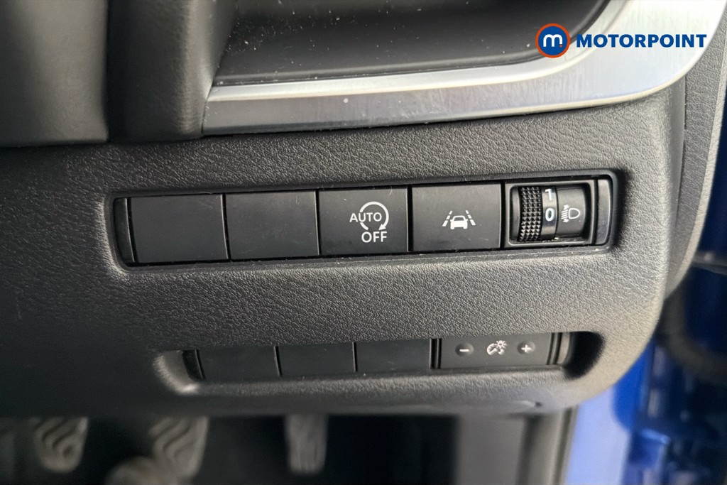 Nissan Qashqai Acenta Premium Manual Petrol SUV - Stock Number (1670801) - 18th supplementary image