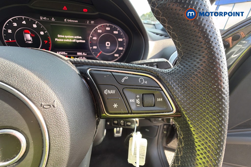Audi Q2 Black Edition Manual Petrol SUV - Stock Number (1670902) - 3rd supplementary image