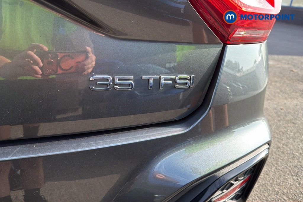 Audi Q2 Black Edition Manual Petrol SUV - Stock Number (1670902) - 36th supplementary image