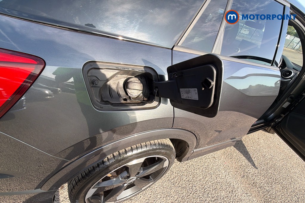 Audi Q2 Black Edition Manual Petrol SUV - Stock Number (1670902) - 38th supplementary image