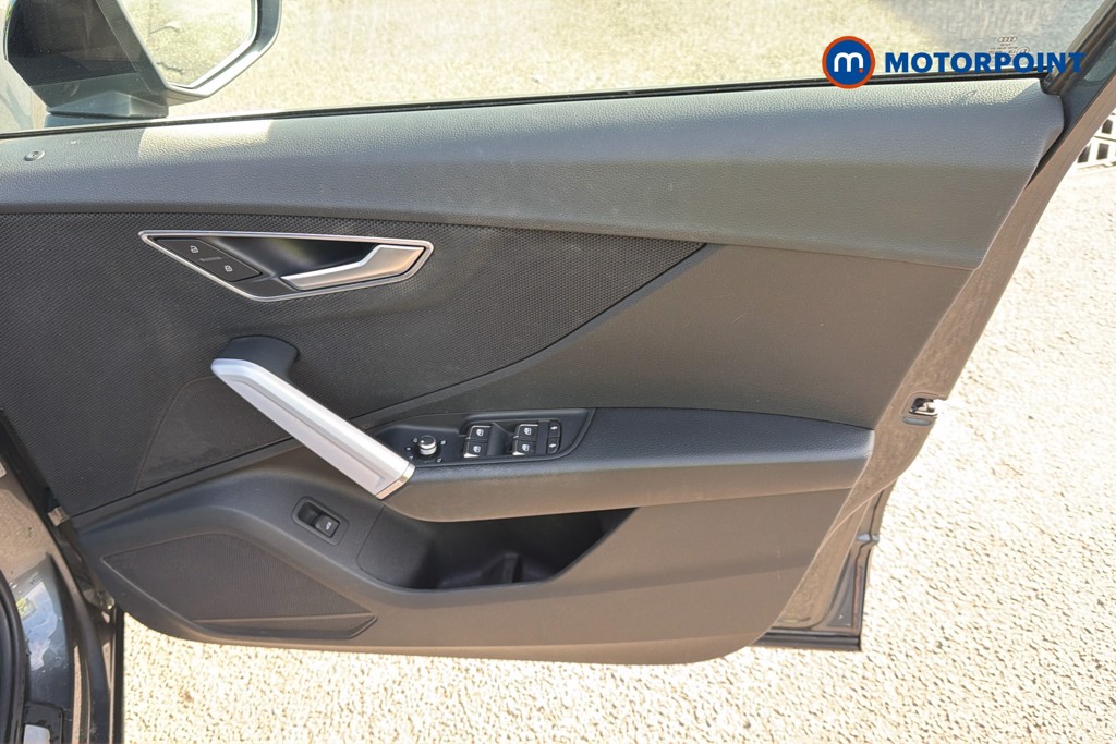 Audi Q2 Black Edition Manual Petrol SUV - Stock Number (1670902) - 42nd supplementary image