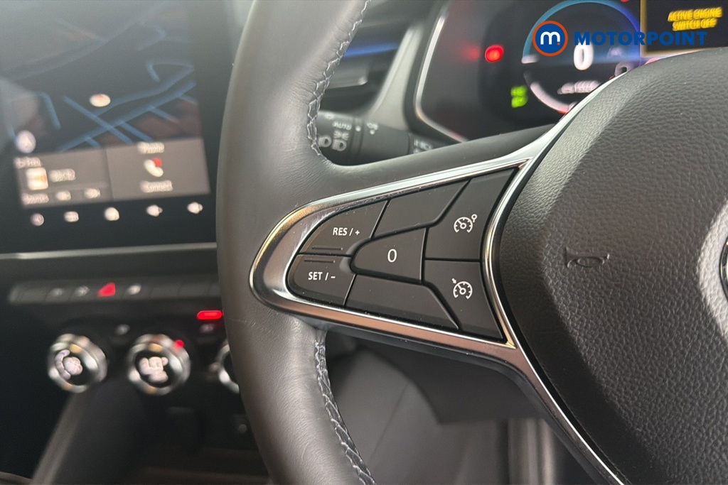 Renault Captur Launch Edition Automatic Petrol Plug-In Hybrid SUV - Stock Number (1670904) - 4th supplementary image