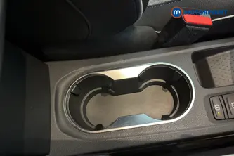 Renault Captur Launch Edition Automatic Petrol Plug-In Hybrid SUV - Stock Number (1670904) - 16th supplementary image