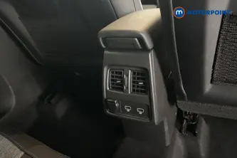 Renault Captur Launch Edition Automatic Petrol Plug-In Hybrid SUV - Stock Number (1670904) - 28th supplementary image