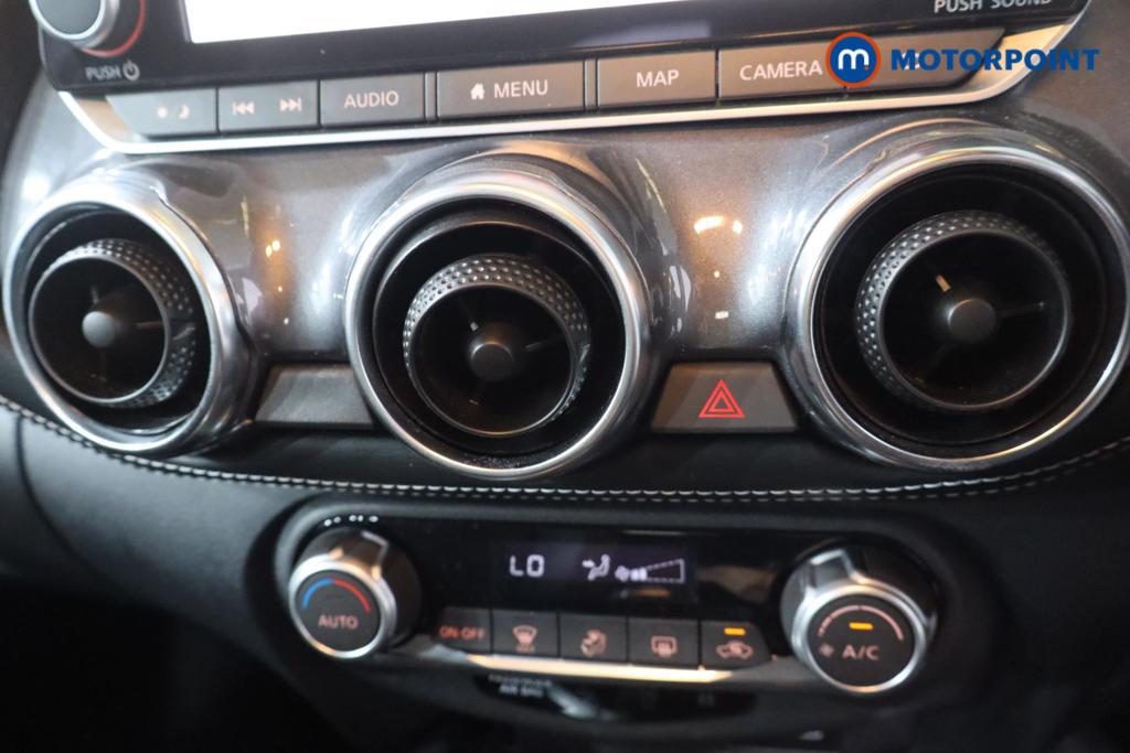 Nissan Juke N-Connecta Automatic Petrol SUV - Stock Number (1670950) - 3rd supplementary image