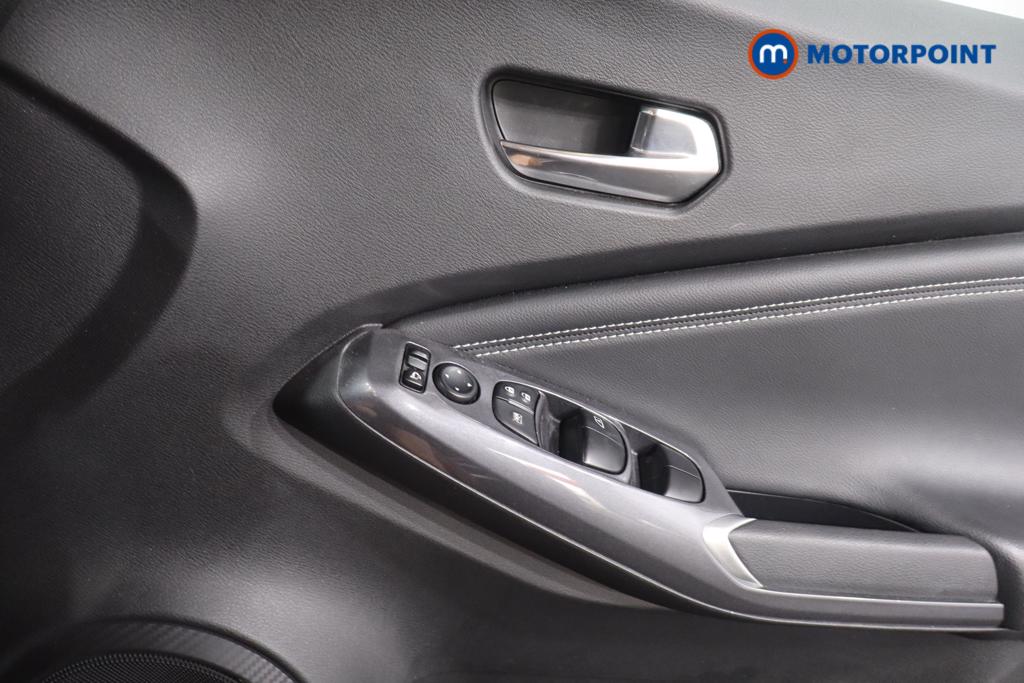 Nissan Juke N-Connecta Automatic Petrol SUV - Stock Number (1670950) - 10th supplementary image