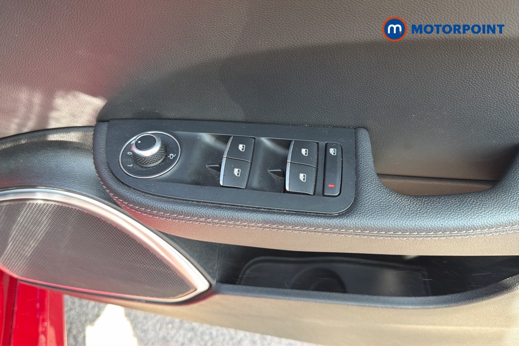 Alfa Romeo Giulia Veloce Automatic Petrol Saloon - Stock Number (1671004) - 21st supplementary image