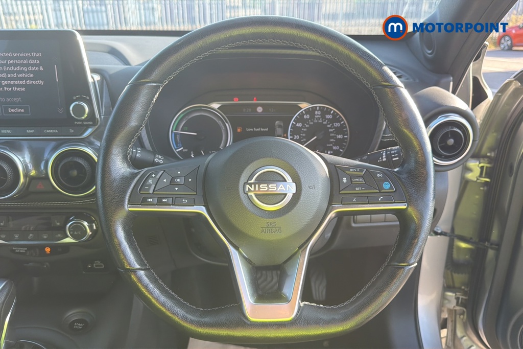 Nissan Juke Tekna Automatic Petrol-Electric Hybrid SUV - Stock Number (1671018) - 2nd supplementary image