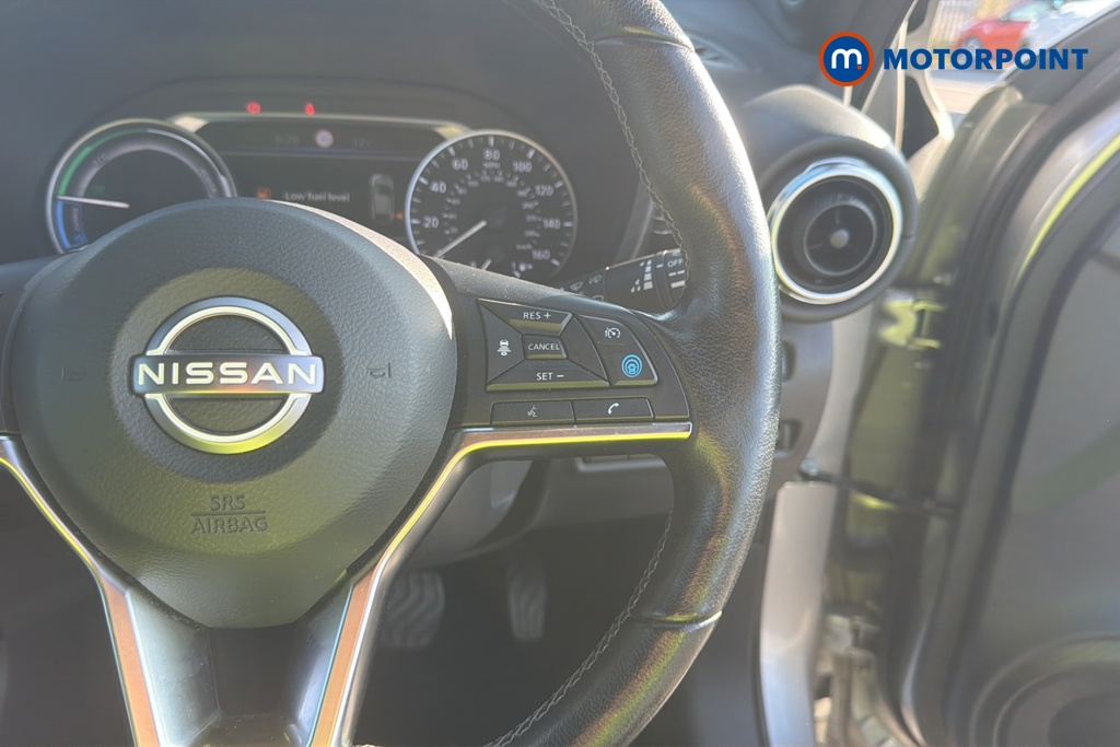 Nissan Juke Tekna Automatic Petrol-Electric Hybrid SUV - Stock Number (1671018) - 3rd supplementary image