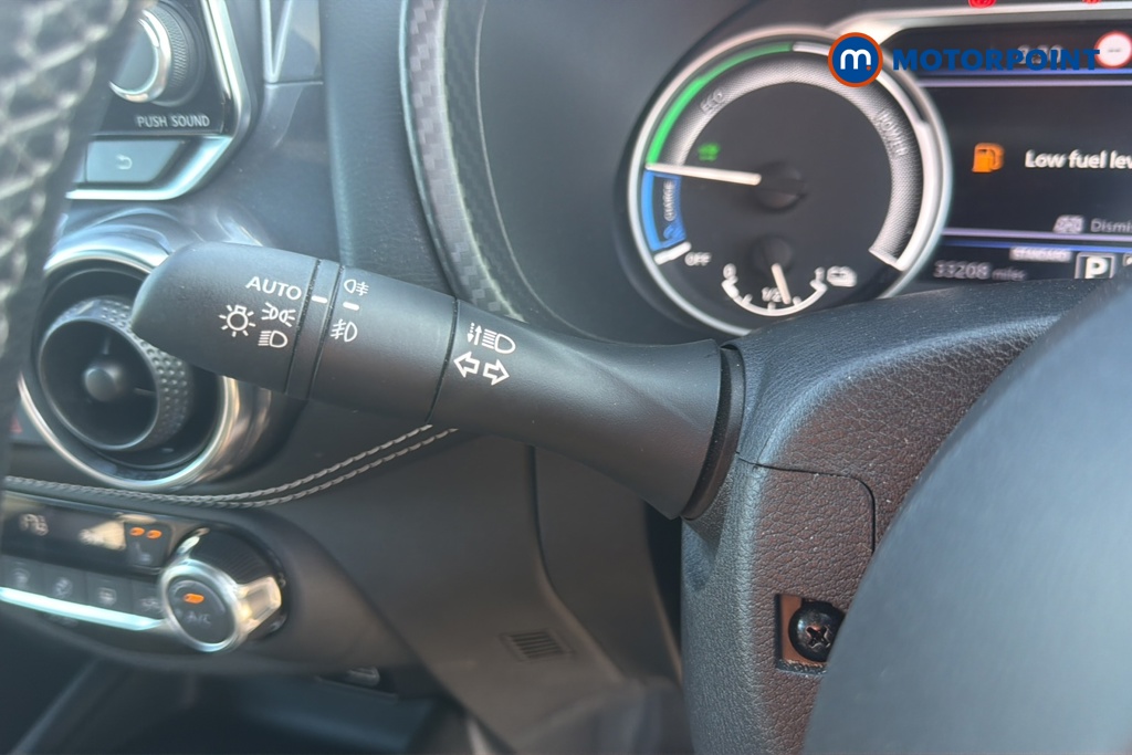 Nissan Juke Tekna Automatic Petrol-Electric Hybrid SUV - Stock Number (1671018) - 11th supplementary image