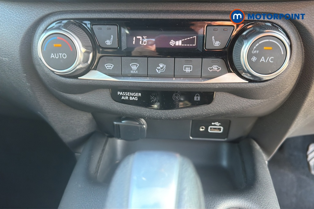 Nissan Juke Tekna Automatic Petrol-Electric Hybrid SUV - Stock Number (1671018) - 12th supplementary image
