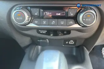Nissan Juke Tekna Automatic Petrol-Electric Hybrid SUV - Stock Number (1671018) - 12th supplementary image