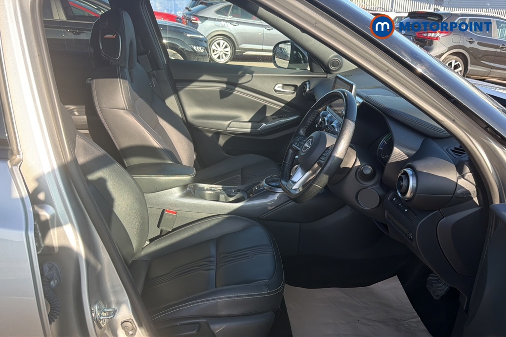 Nissan Juke Tekna Automatic Petrol-Electric Hybrid SUV - Stock Number (1671018) - 22nd supplementary image