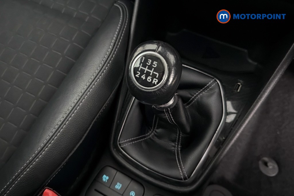Ford Fiesta Active X Manual Petrol Hatchback - Stock Number (1671113) - 15th supplementary image