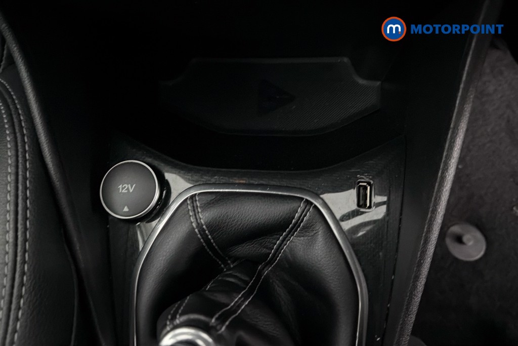 Ford Fiesta Active X Manual Petrol Hatchback - Stock Number (1671113) - 17th supplementary image