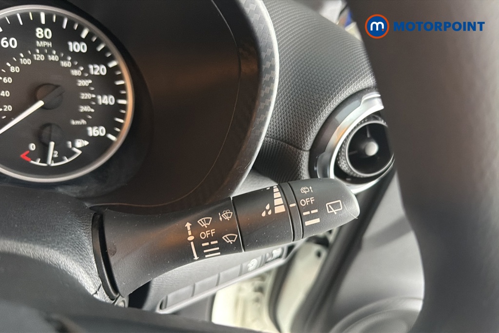 Nissan Juke Acenta Manual Petrol SUV - Stock Number (1671311) - 6th supplementary image