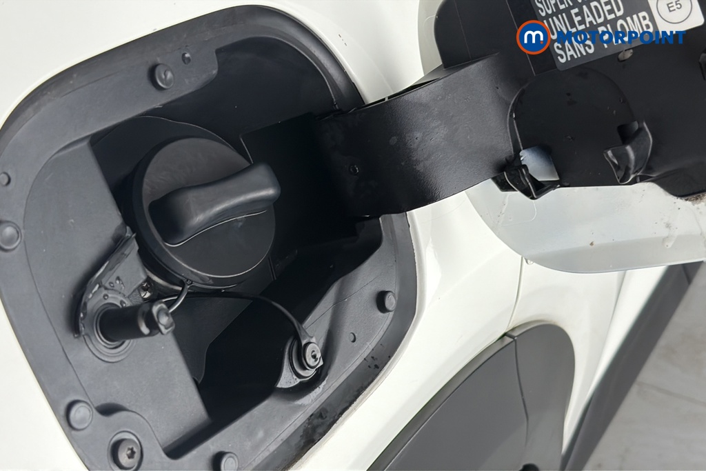 Nissan Juke Acenta Manual Petrol SUV - Stock Number (1671311) - 41st supplementary image