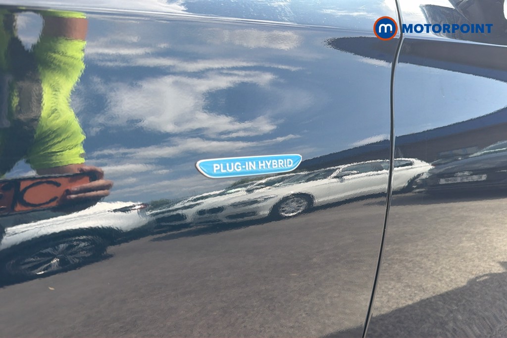 Mercedes-Benz E Class SE Automatic Petrol Plug-In Hybrid Saloon - Stock Number (1671893) - 39th supplementary image