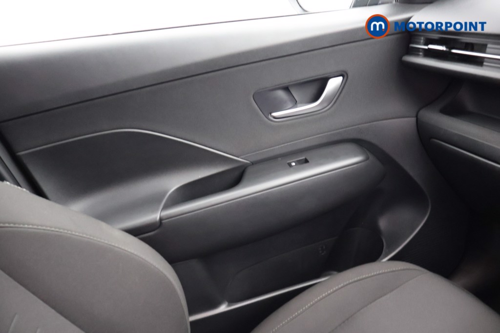 Hyundai Kona Advance Automatic Petrol-Electric Hybrid SUV - Stock Number (1672176) - 16th supplementary image