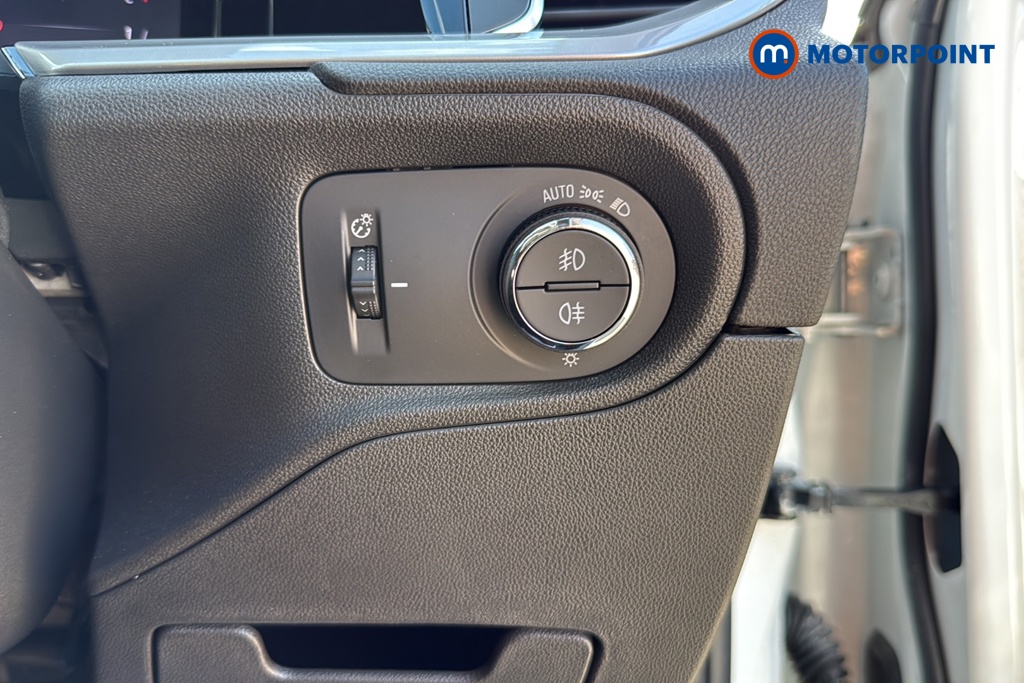 Vauxhall Grandland Ultimate Automatic Petrol SUV - Stock Number (1672246) - 11th supplementary image