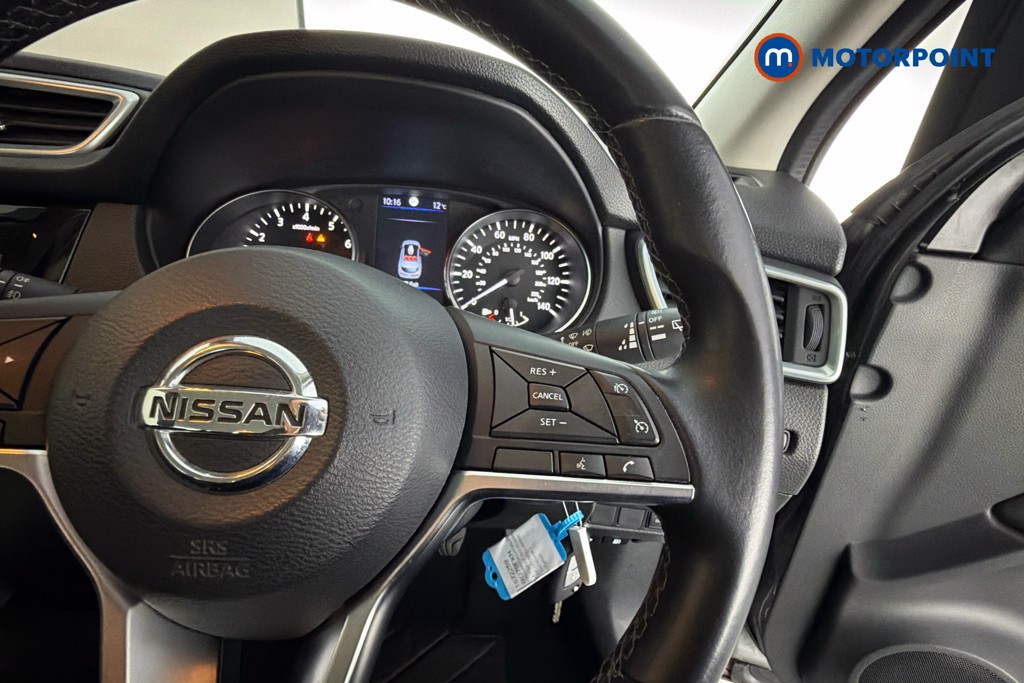 Nissan Qashqai Acenta Premium Manual Petrol SUV - Stock Number (1672259) - 4th supplementary image