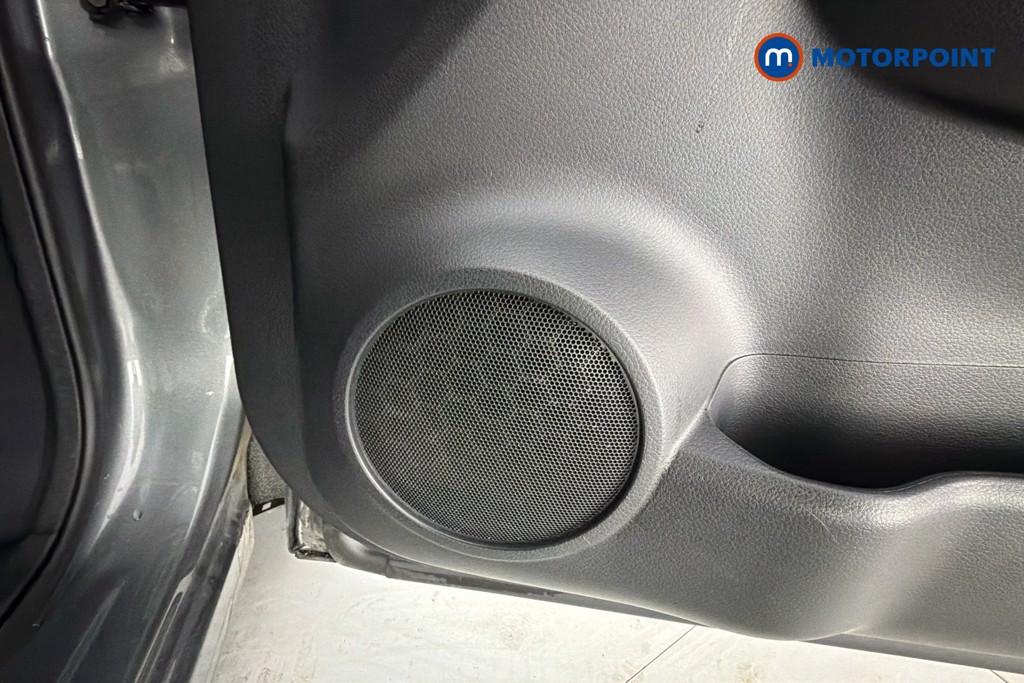 Nissan Qashqai Acenta Premium Manual Petrol SUV - Stock Number (1672259) - 21st supplementary image