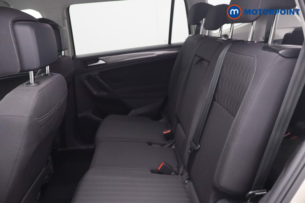 Volkswagen Tiguan Allspace Life Automatic Petrol SUV - Stock Number (1672299) - 10th supplementary image
