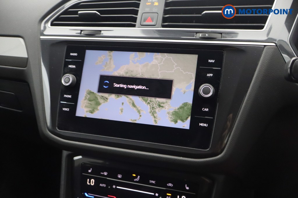 Volkswagen Tiguan Allspace Life Automatic Petrol SUV - Stock Number (1672299) - 1st supplementary image
