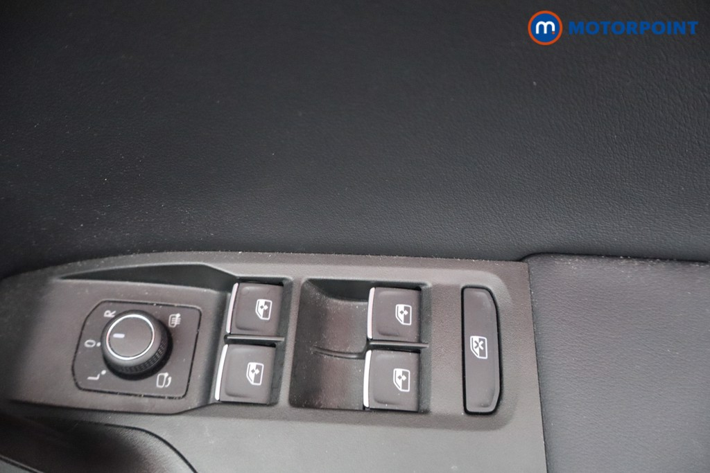 Seat Leon FR Automatic Petrol Plug-In Hybrid Hatchback - Stock Number (1672338) - 10th supplementary image