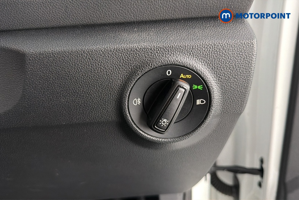 Volkswagen T-Roc Life Automatic Petrol SUV - Stock Number (1672366) - 11th supplementary image