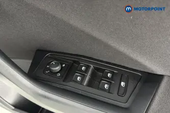 Volkswagen T-Roc Life Automatic Petrol SUV - Stock Number (1672366) - 19th supplementary image