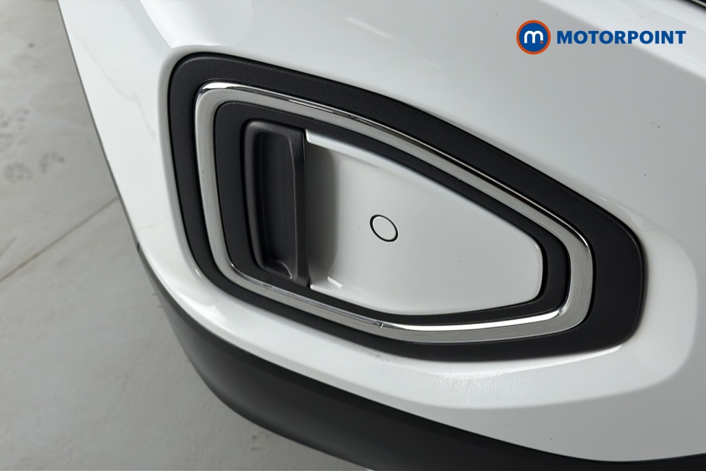 Volkswagen T-Roc Life Automatic Petrol SUV - Stock Number (1672366) - 38th supplementary image
