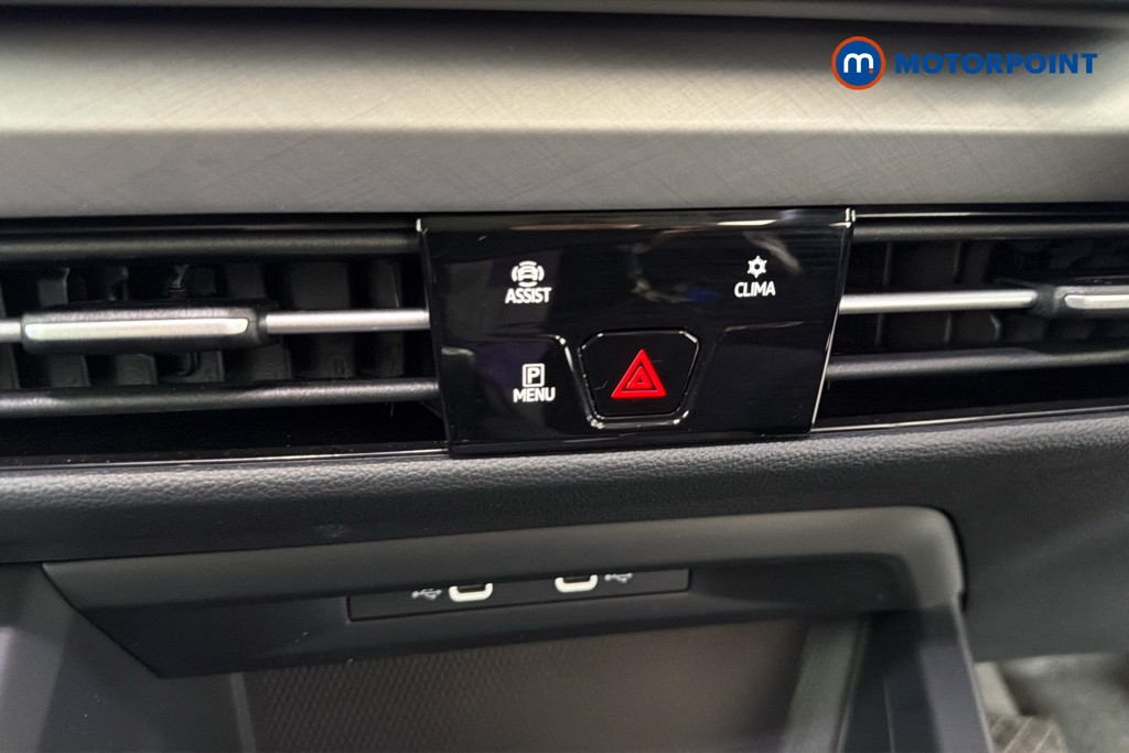 Volkswagen Golf Match Manual Petrol Hatchback - Stock Number (1672380) - 14th supplementary image