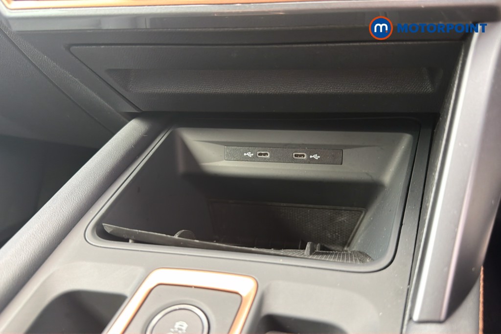 Cupra Formentor V3 Automatic Petrol SUV - Stock Number (1672417) - 1st supplementary image