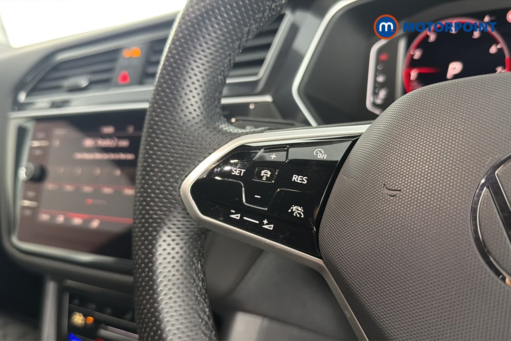 Volkswagen Tiguan Allspace R-Line Automatic Petrol SUV - Stock Number (1672646) - 4th supplementary image