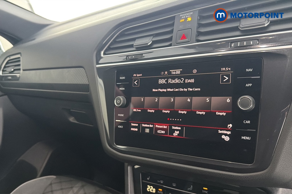Volkswagen Tiguan Allspace R-Line Automatic Petrol SUV - Stock Number (1672646) - 8th supplementary image