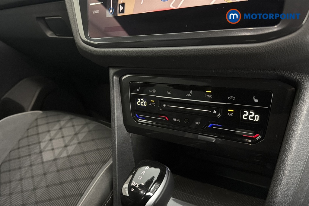 Volkswagen Tiguan Allspace R-Line Automatic Petrol SUV - Stock Number (1672646) - 12th supplementary image