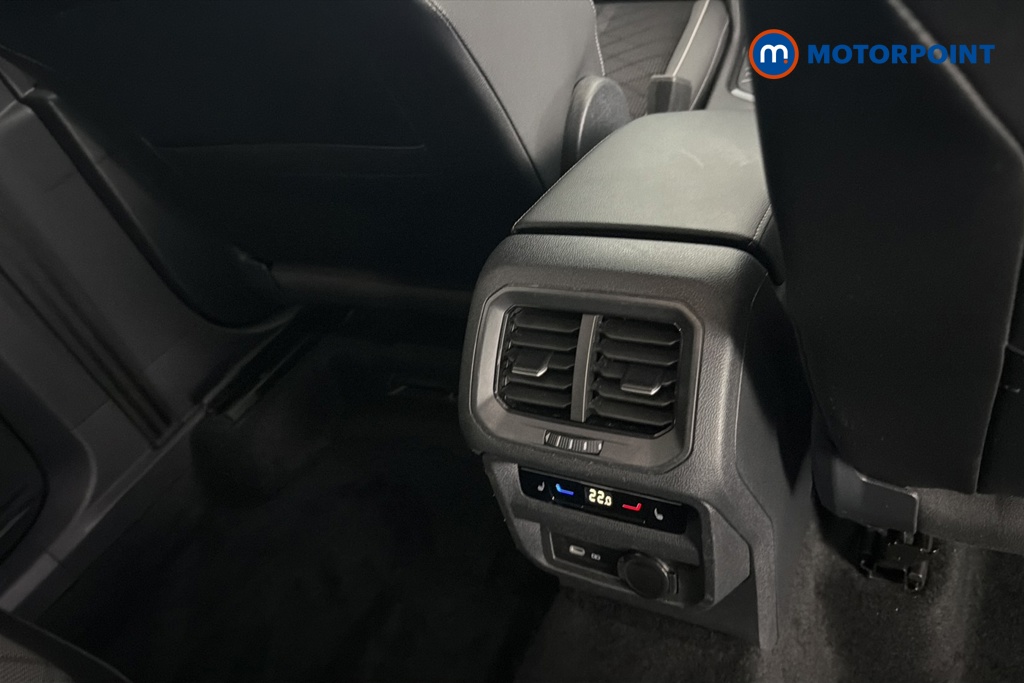 Volkswagen Tiguan Allspace R-Line Automatic Petrol SUV - Stock Number (1672646) - 28th supplementary image