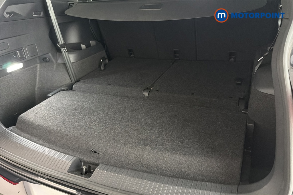 Volkswagen Tiguan Allspace R-Line Automatic Petrol SUV - Stock Number (1672646) - 30th supplementary image
