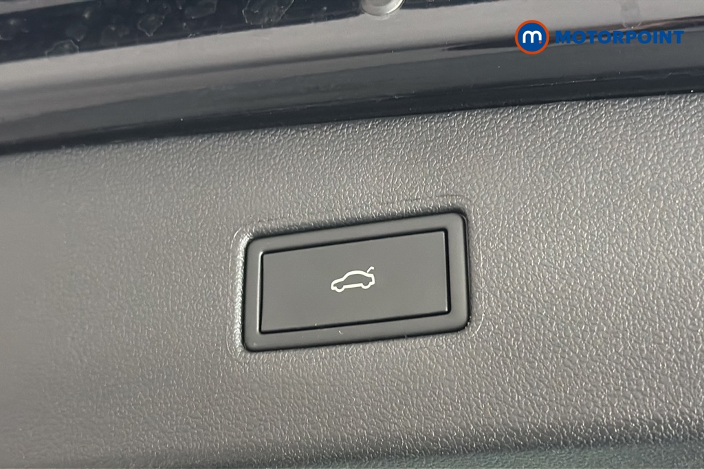 Volkswagen Tiguan Allspace R-Line Automatic Petrol SUV - Stock Number (1672646) - 35th supplementary image