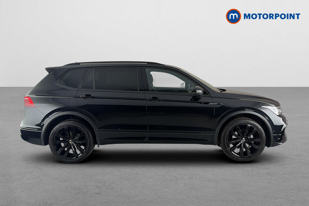 Volkswagen Tiguan Allspace R-Line Automatic Petrol SUV - Stock Number (1672646) - Passenger side